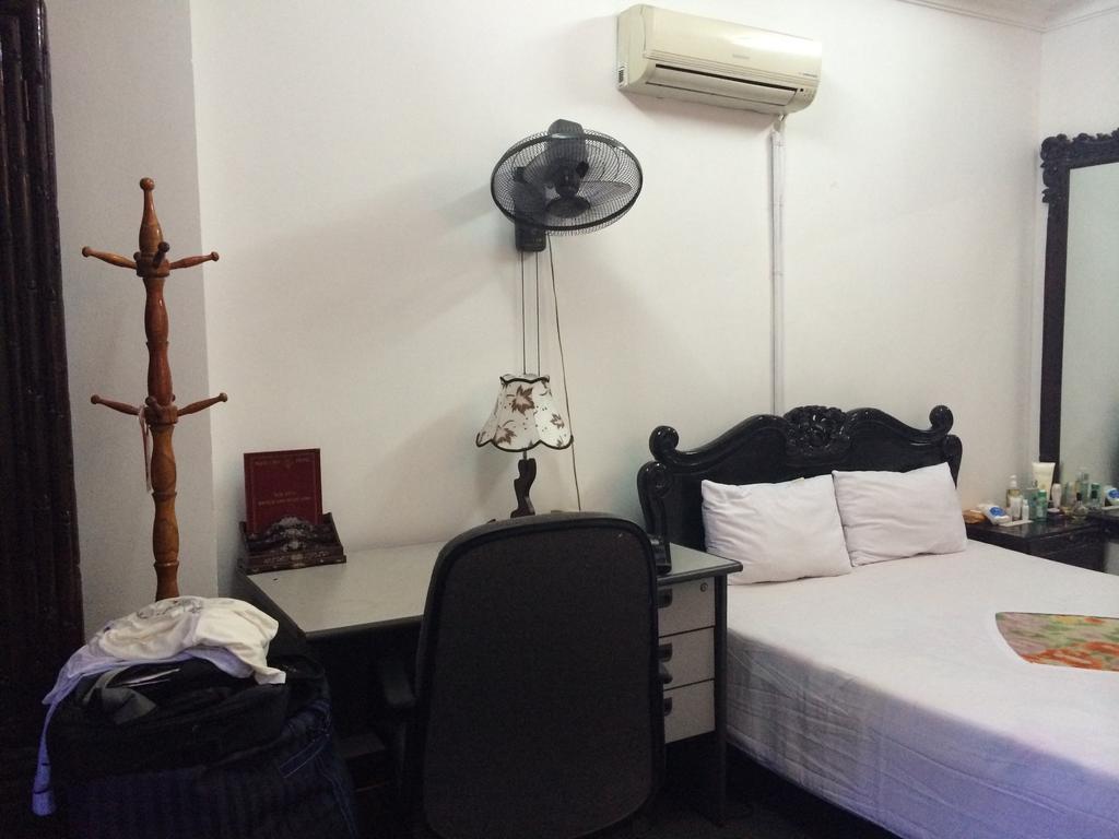 Ngoc Linh Hotel Hanoi Room photo